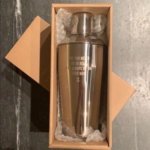BRAND NEW Izola stainless steel cocktail shaker